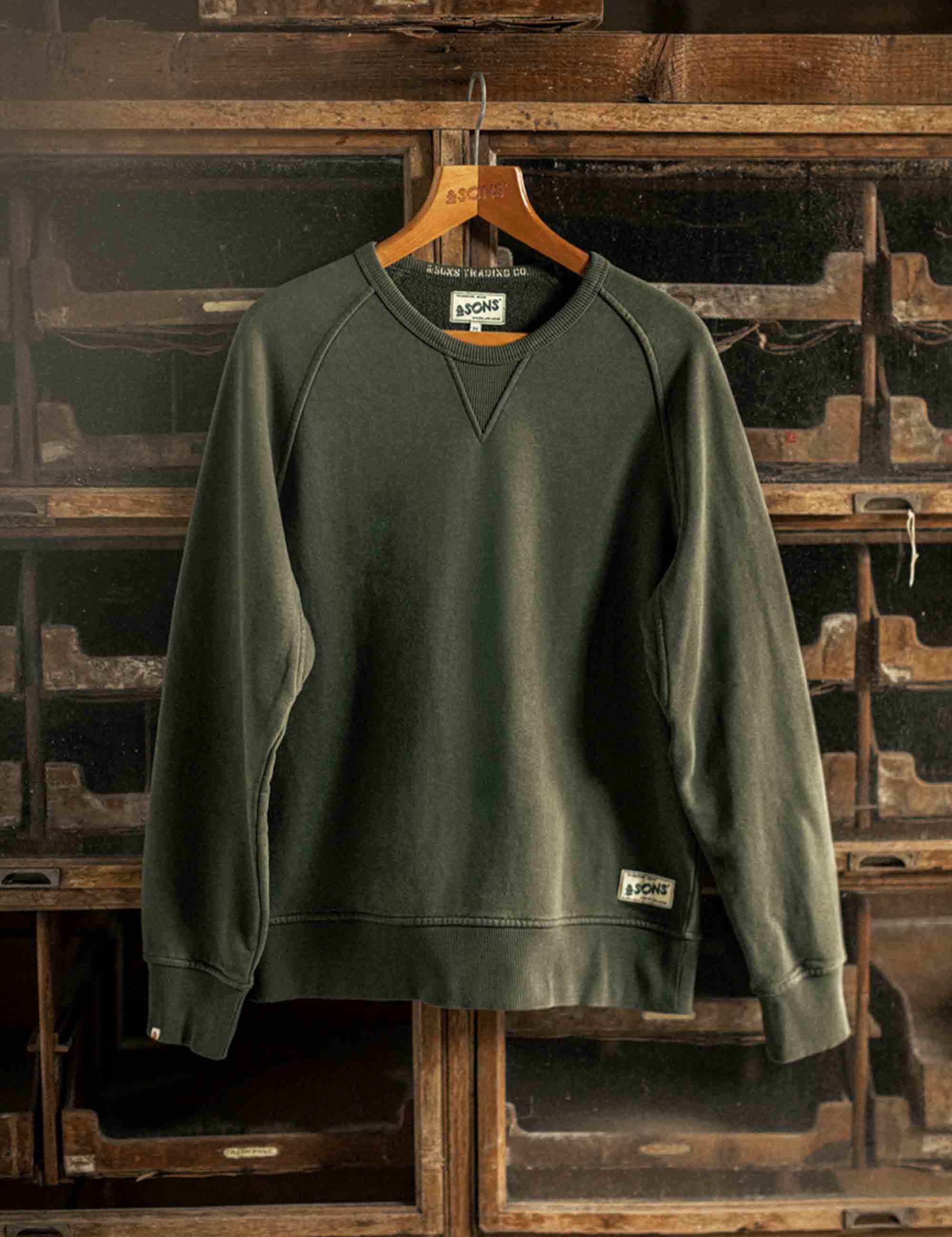 Finch Saddle Sleeve Crew Sweat - Forest Green - Image 7