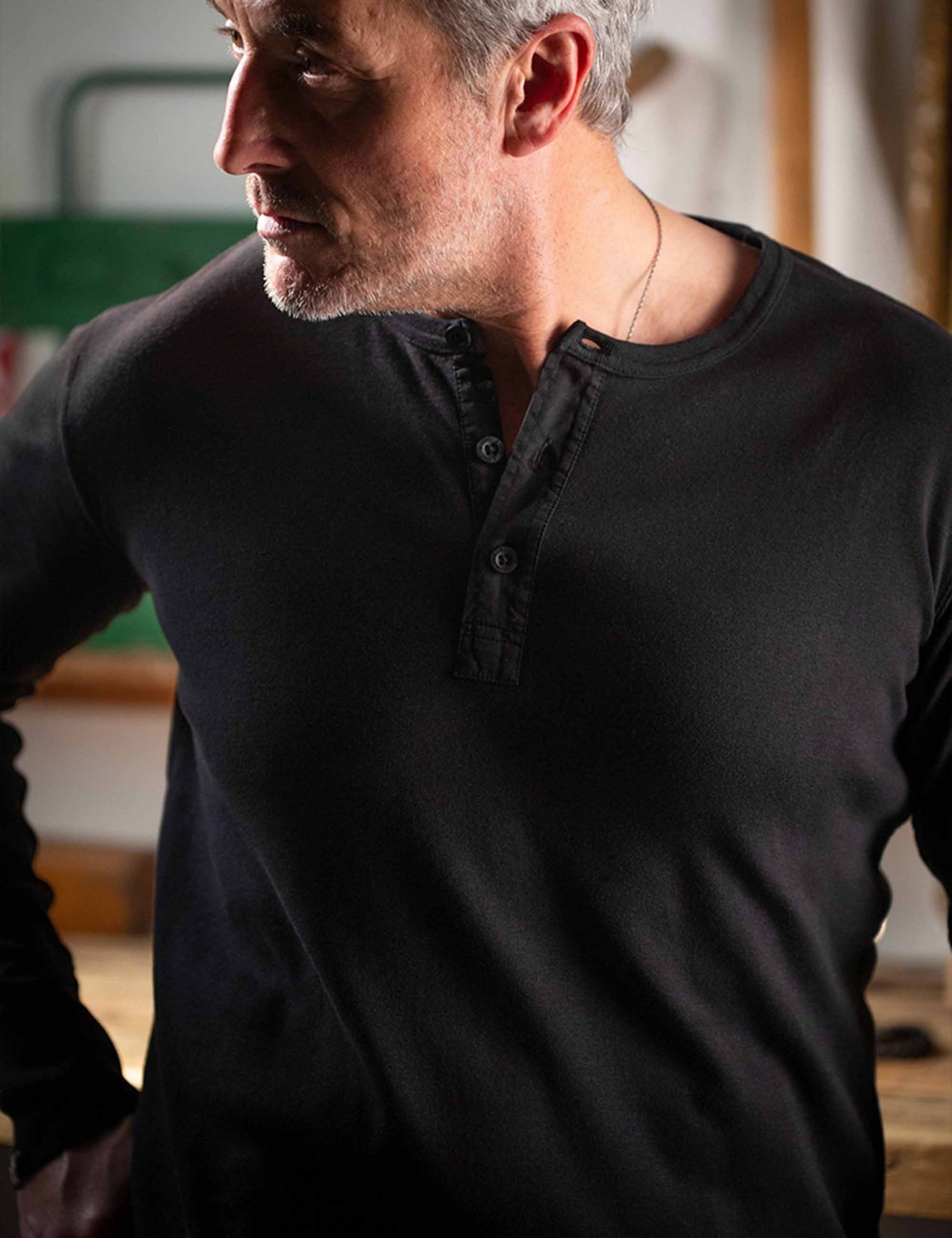 The New Elder Henley Shirt - Black - Image 7