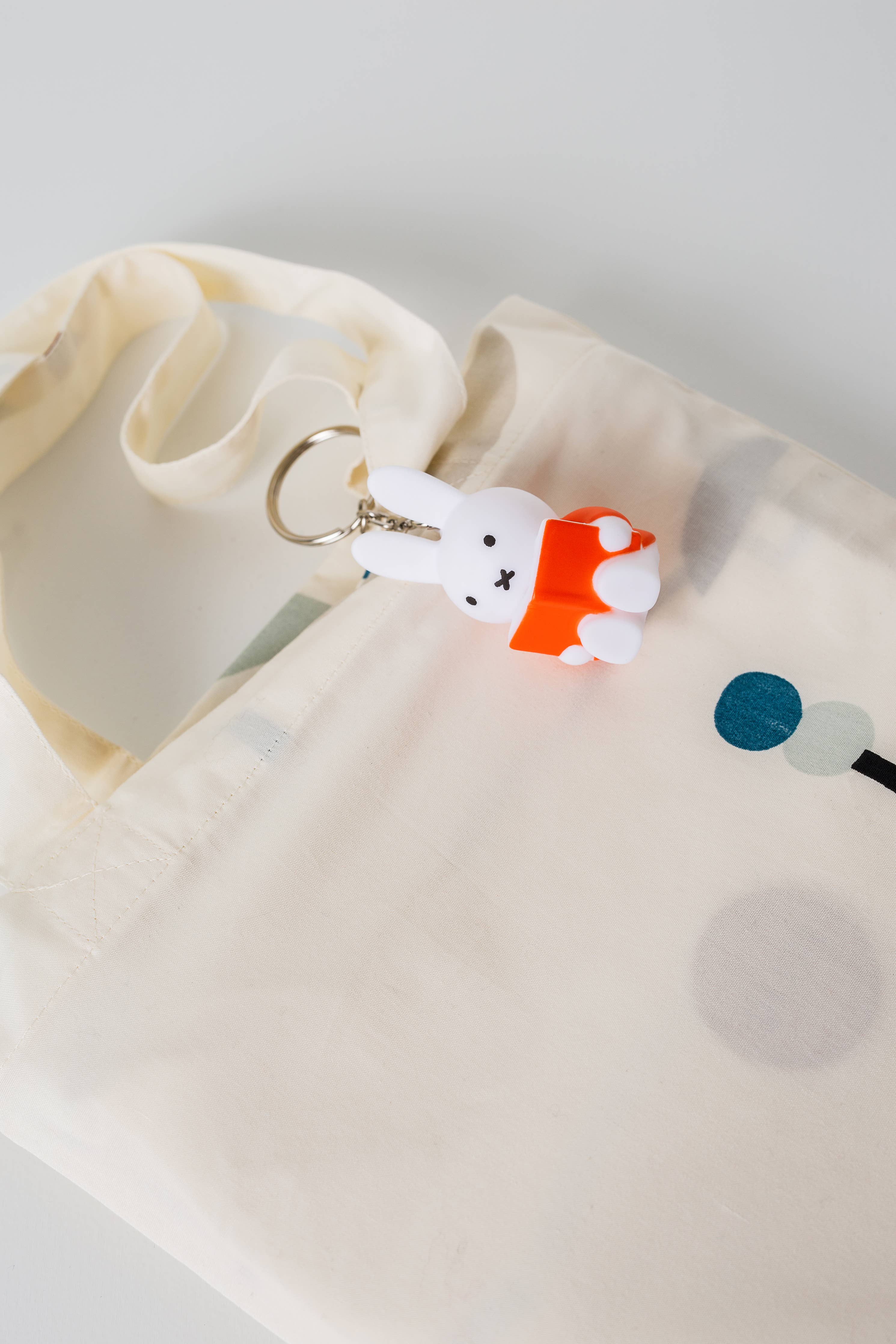 Junior Miffy Book Keyring (6cm - Red - Image 3