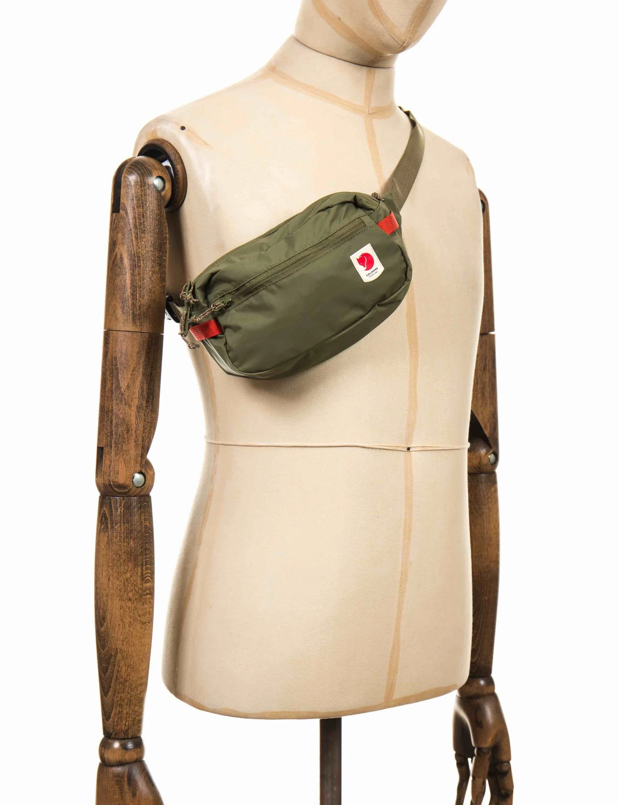 High Coast 1.5L Hip Pack - Green - Image 3