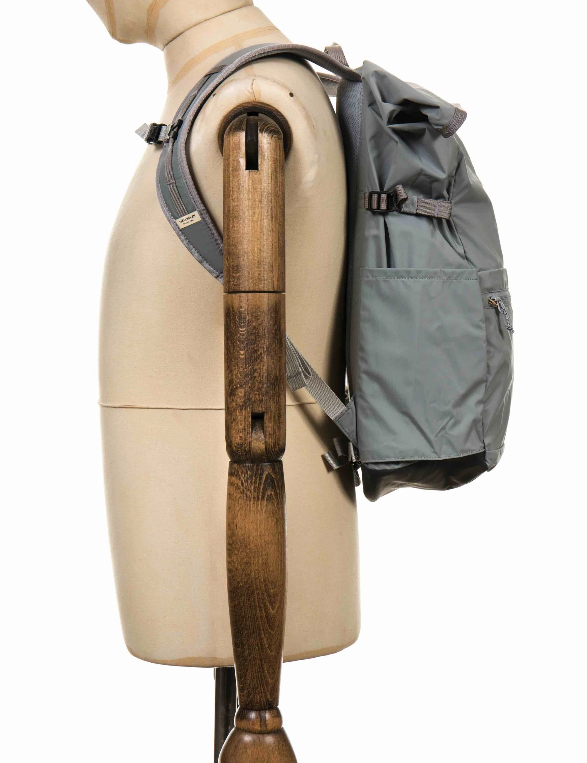 High Coast 24L Foldsack - Shark Grey - Image 4