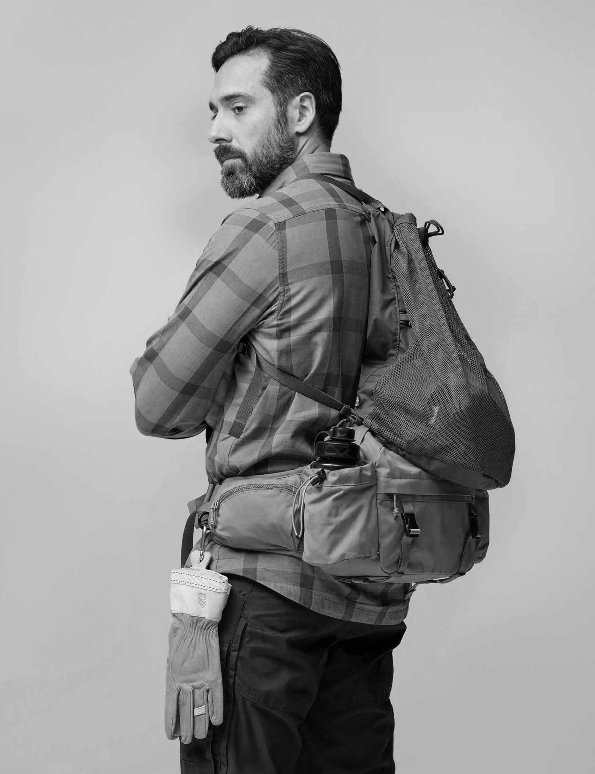 Singi 10L Hip Pack - Dark Olive - Image 7