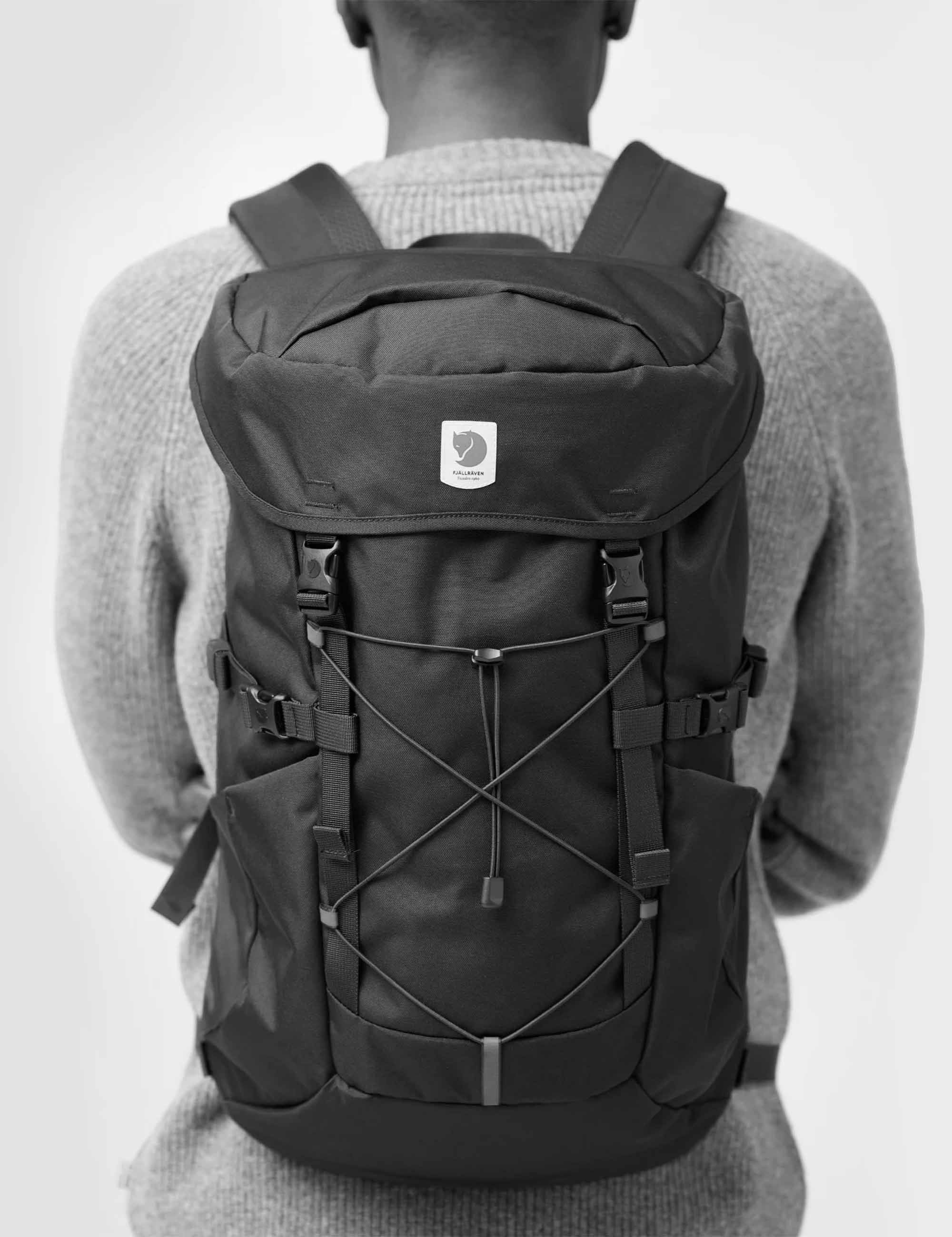 Skule Top 26L Backpack - Black - Image 9