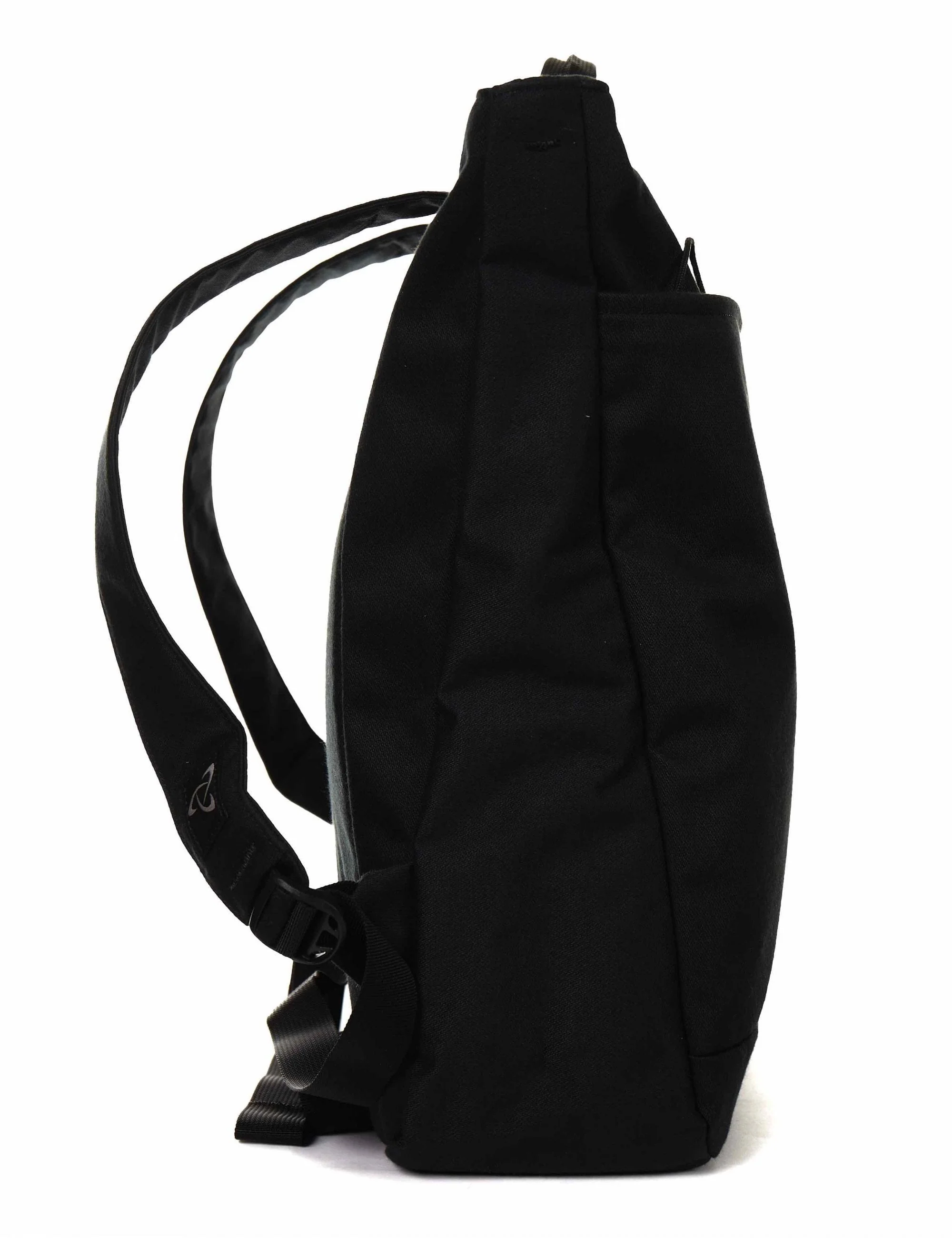 Market 18L Tote Backpack - Black - Image 5