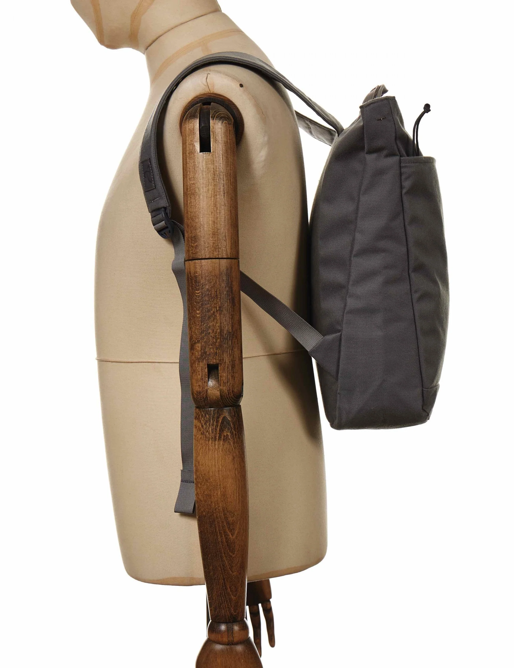 Market 18L Tote Backpack - Gravel - Image 4