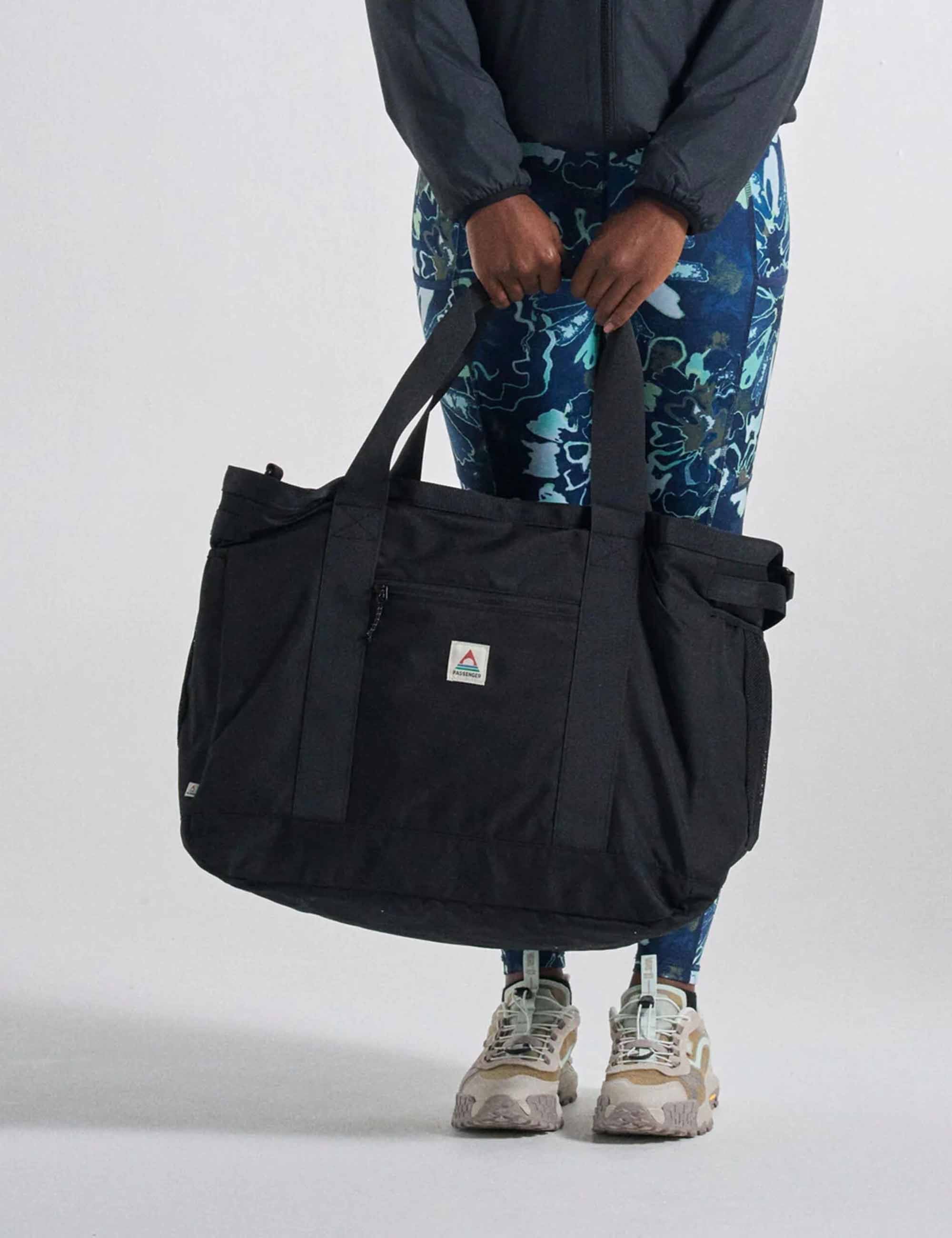 Boondocker Gear Tote 48L - Black - Image 2