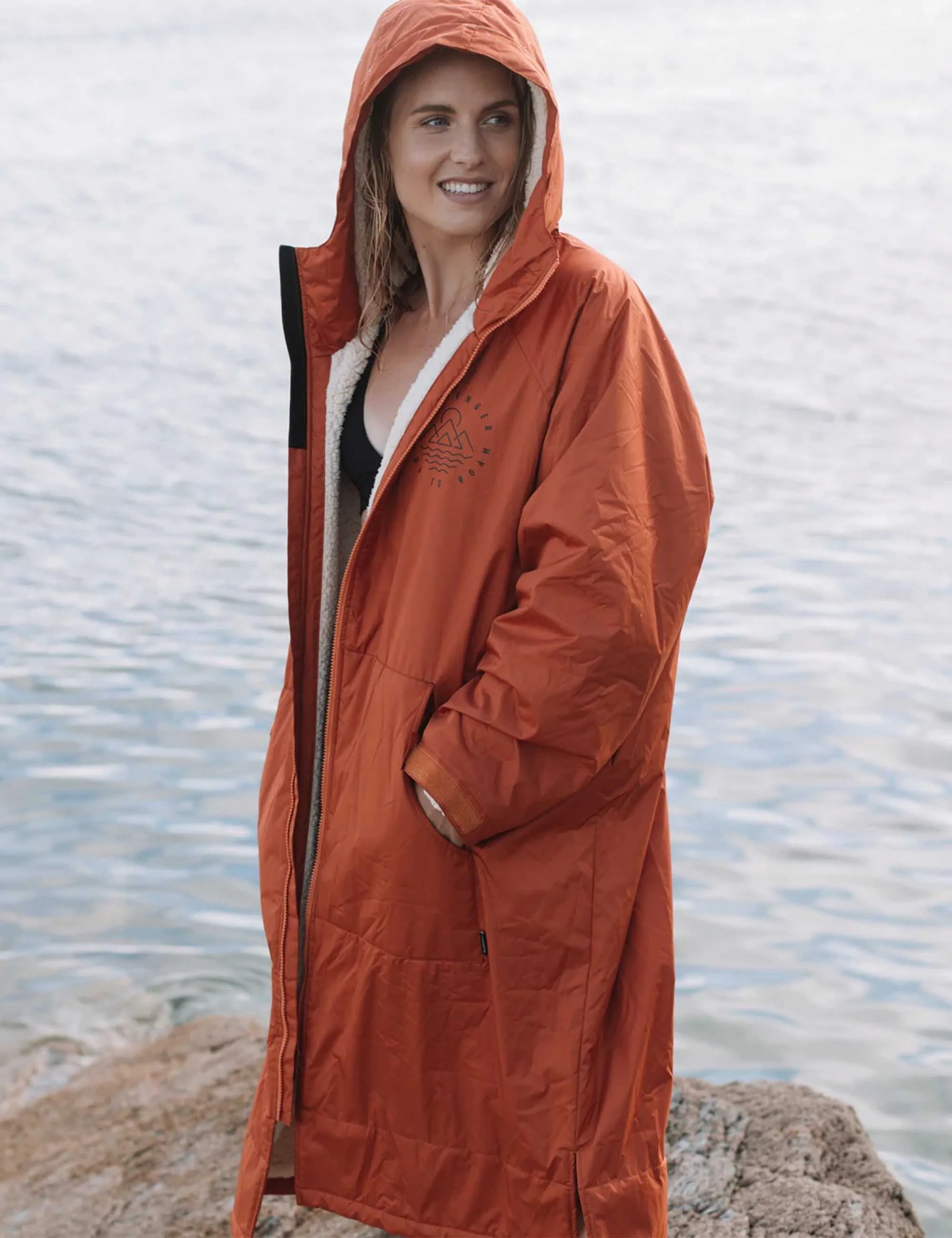 Escapism Sherpa Lined Changing Robe - Rust - Image 2