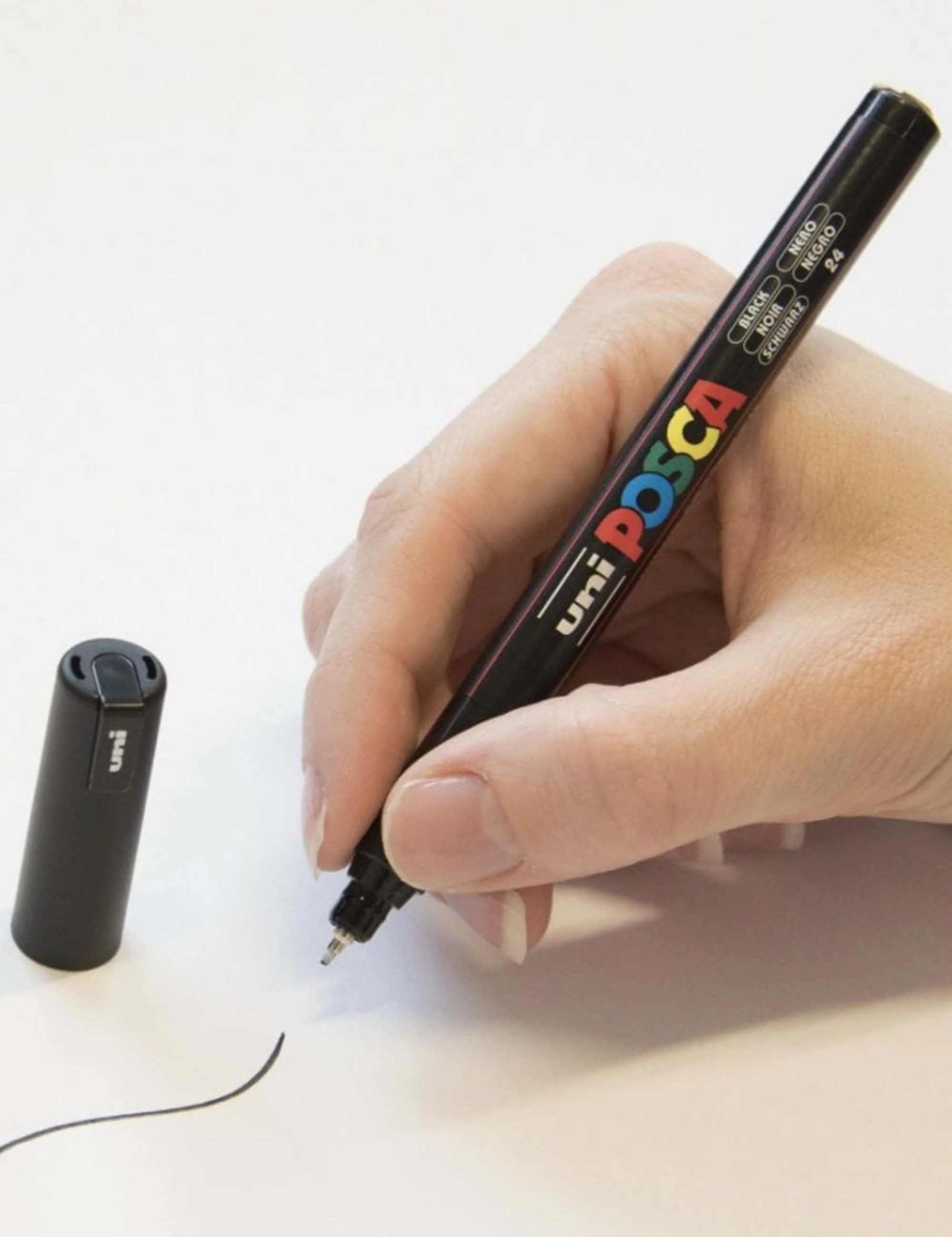 PC-1MR (0.7mm) Paint Pen - Red - Image 4