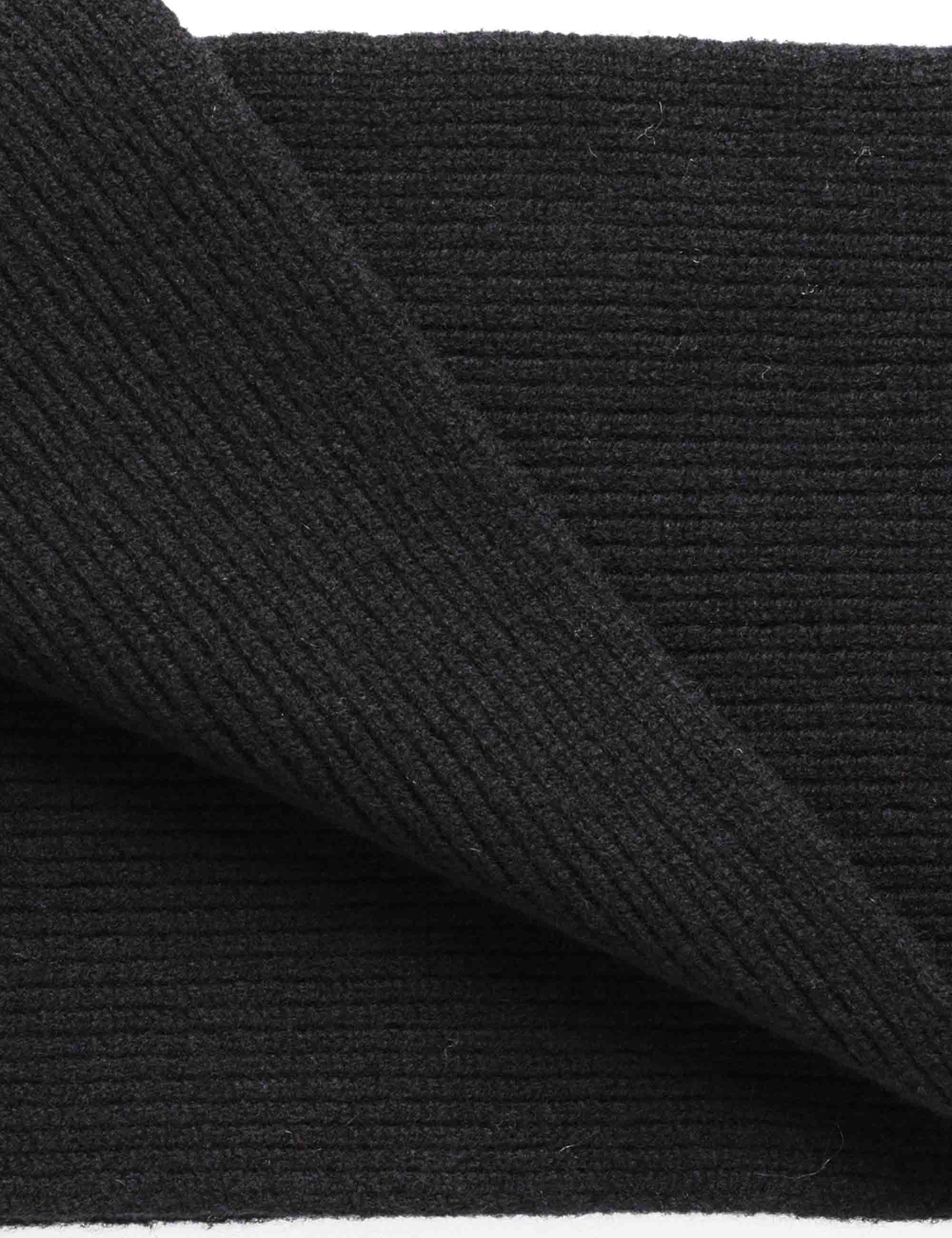 Clyde Lambswool Scarf - Black - Image 2