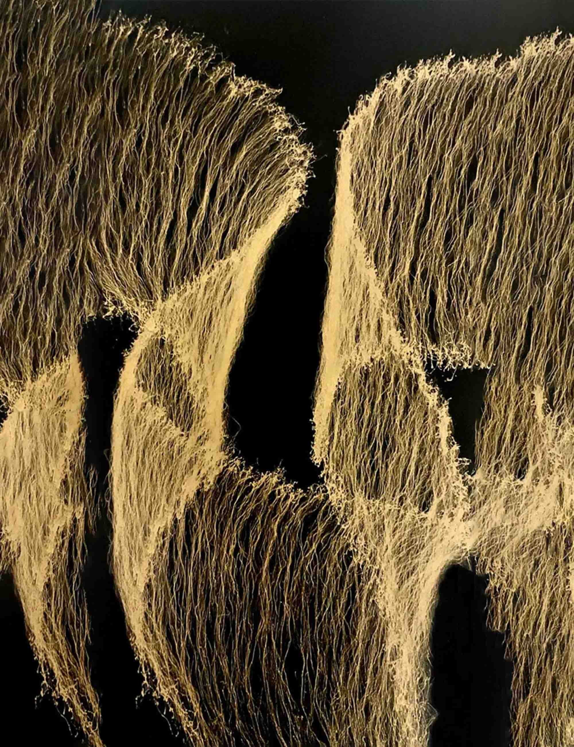 Spray Paint Cobweb Splatter Effect 400ml - Gold - Image 2