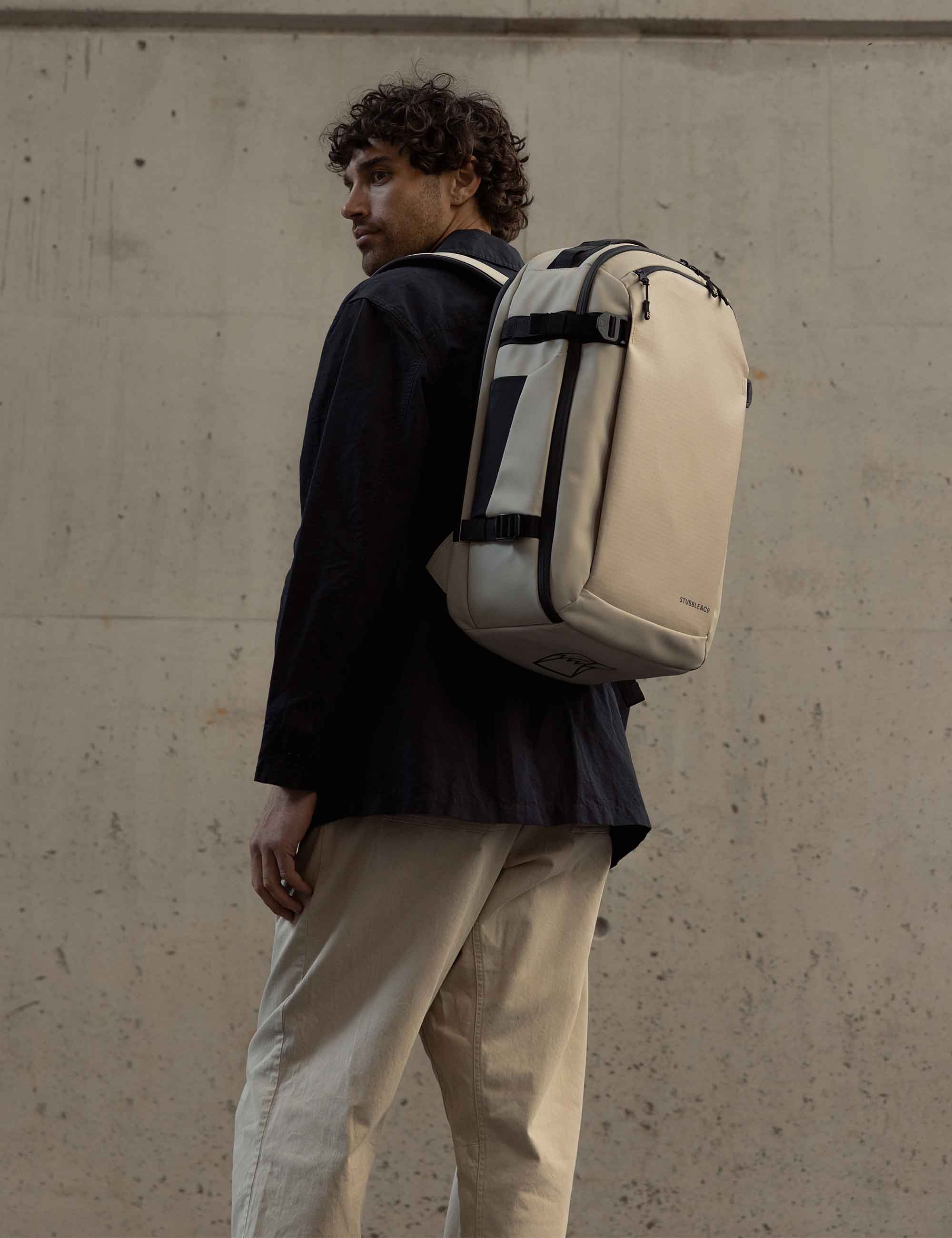 Hybrid Backpack 30L - Sand - Image 2