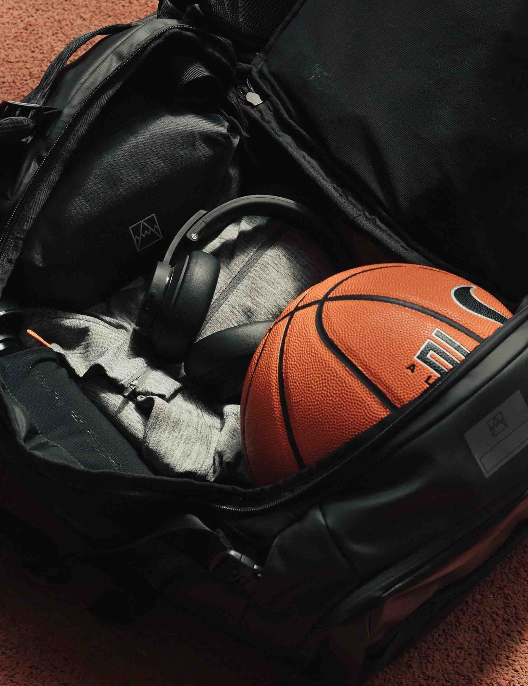 Kit Bag 40L - All Black - Image 5