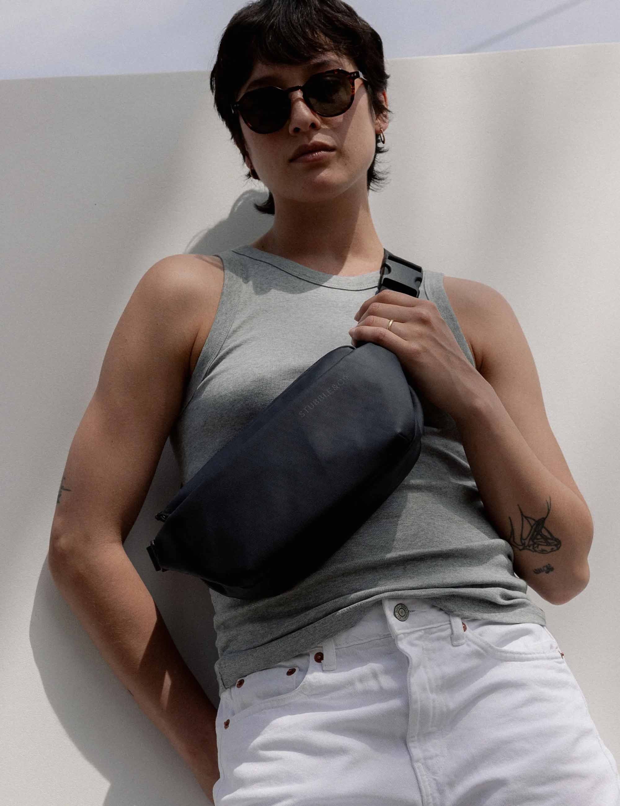 The Crossbody Bag 3L - Midnight Blue - Image 7
