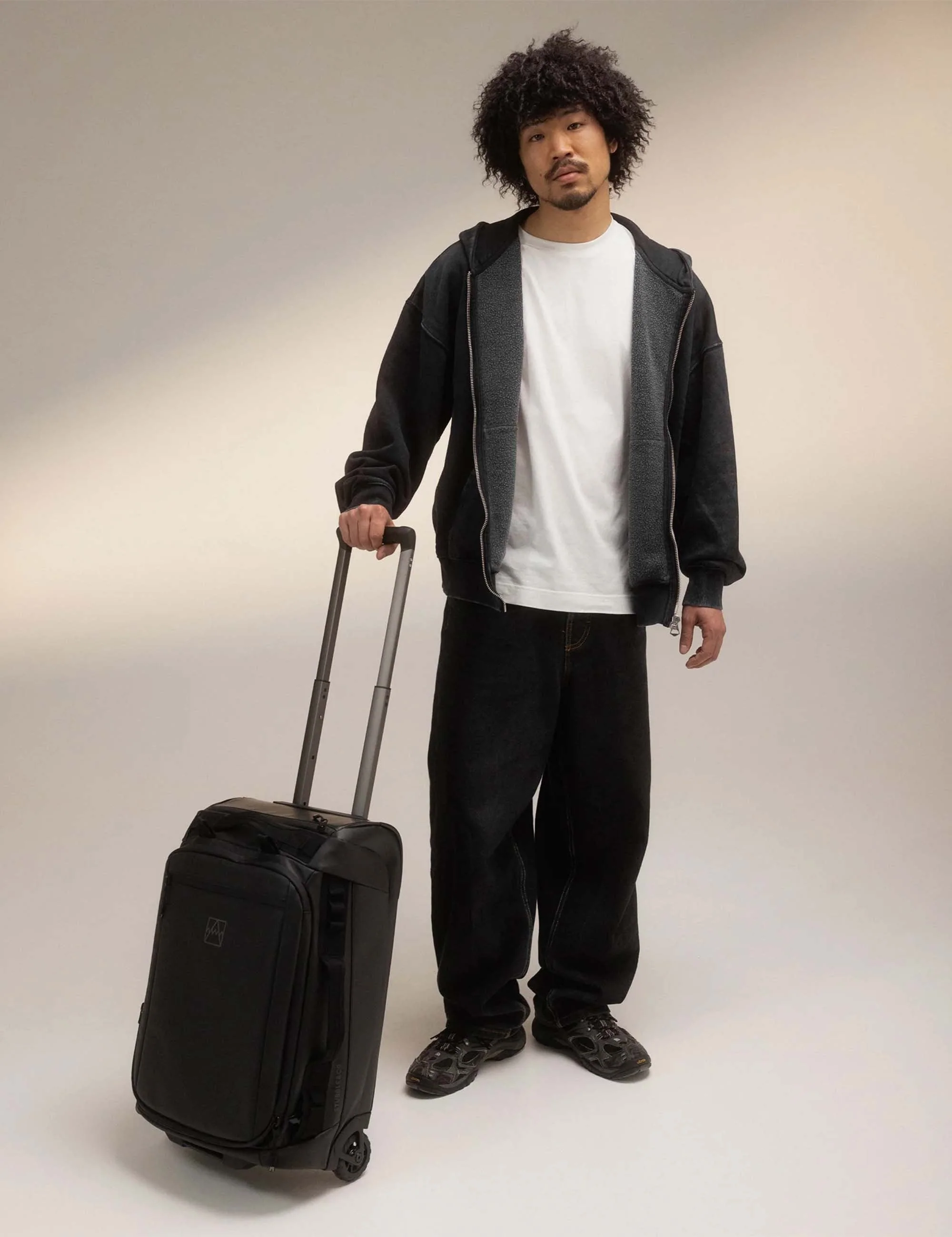 Wheeled Duffel Bag 40L - All Black - Image 2
